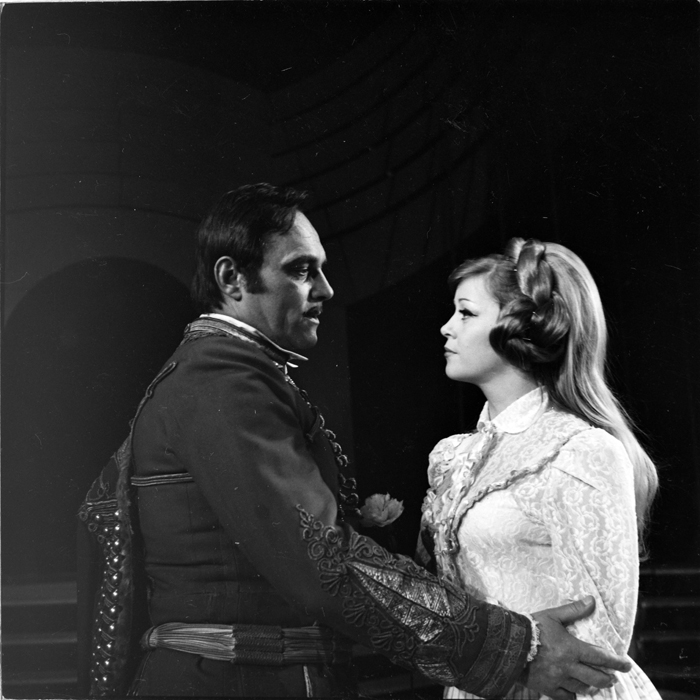 minerva_deak_f_c1_680_2-10-005