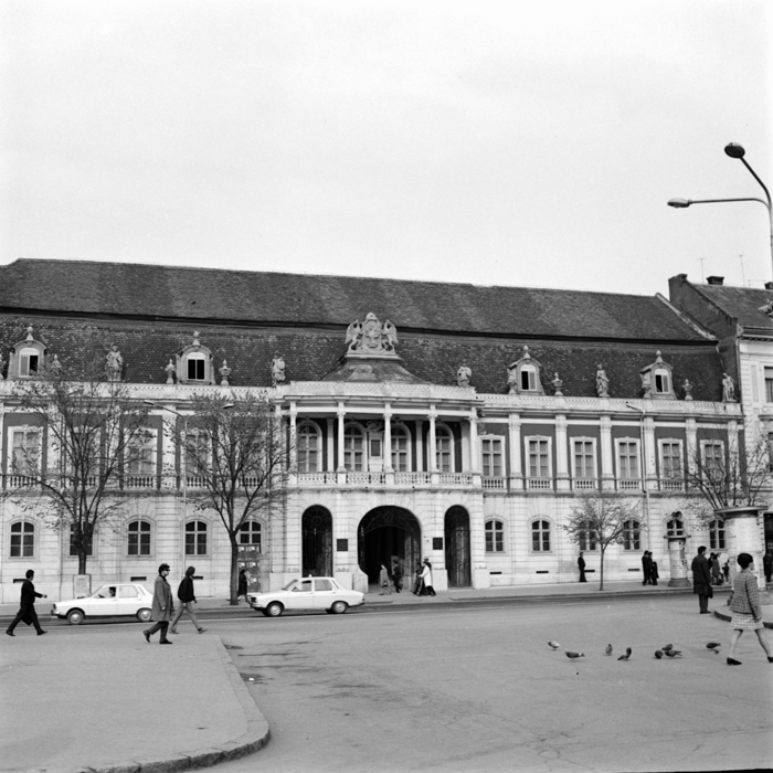 minerva_deak_f_c21_Cluj_spatiul_public_arhitectura-003