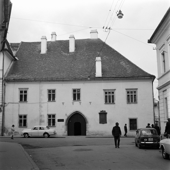 minerva_deak_f_c21_Cluj_spatiul_public_arhitectura-011