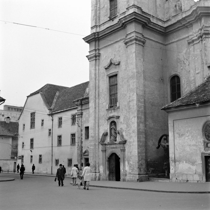 minerva_deak_f_c21_Cluj_spatiul_public_arhitectura-018