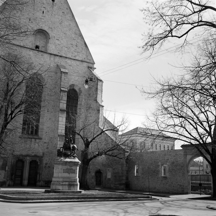 minerva_deak_f_c21_Cluj_spatiul_public_arhitectura-050