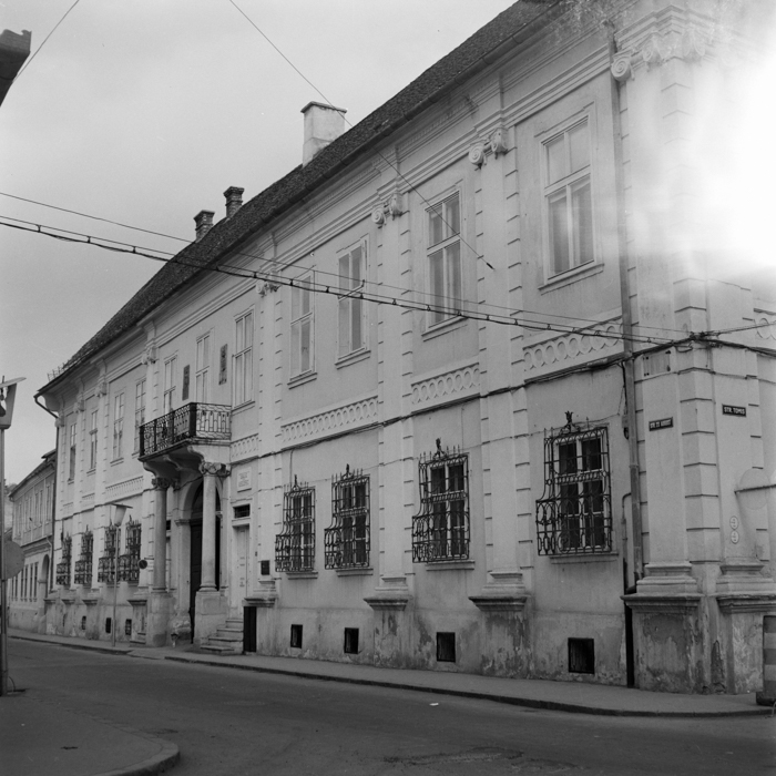 minerva_deak_f_c21_Cluj_spatiul_public_arhitectura-054