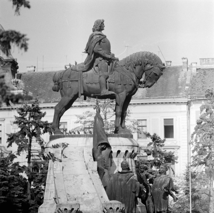 minerva_deak_f_c21_Cluj_spatiul_public_arhitectura-090