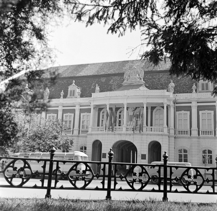 minerva_deak_f_c21_Cluj_spatiul_public_arhitectura-102