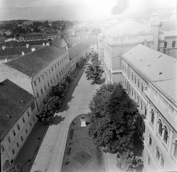 minerva_deak_f_c21_Cluj_spatiul_public_arhitectura-104