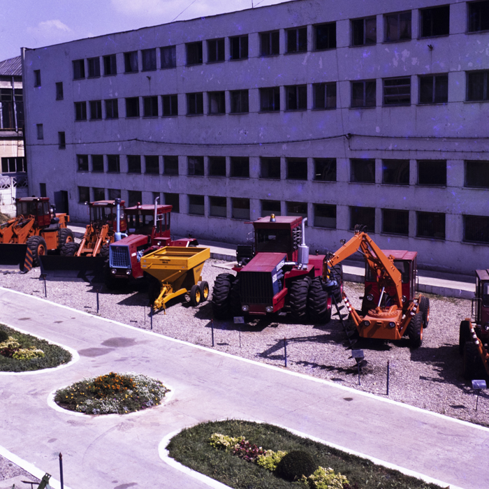 minerva_dn_1986_2833_fab_de_tractoare_craiova_006