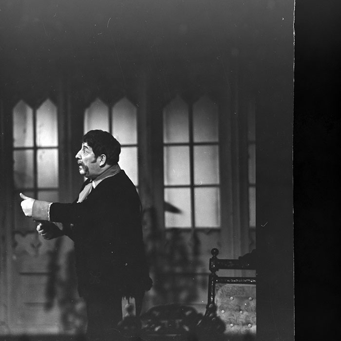 neidentificat|nem azonosított|not identified