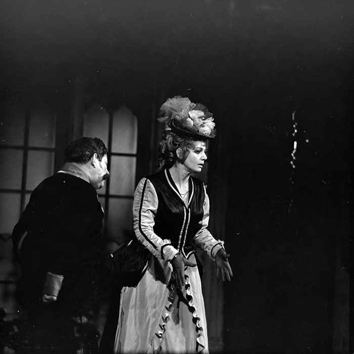 neidentificat|nem azonosított|not identified