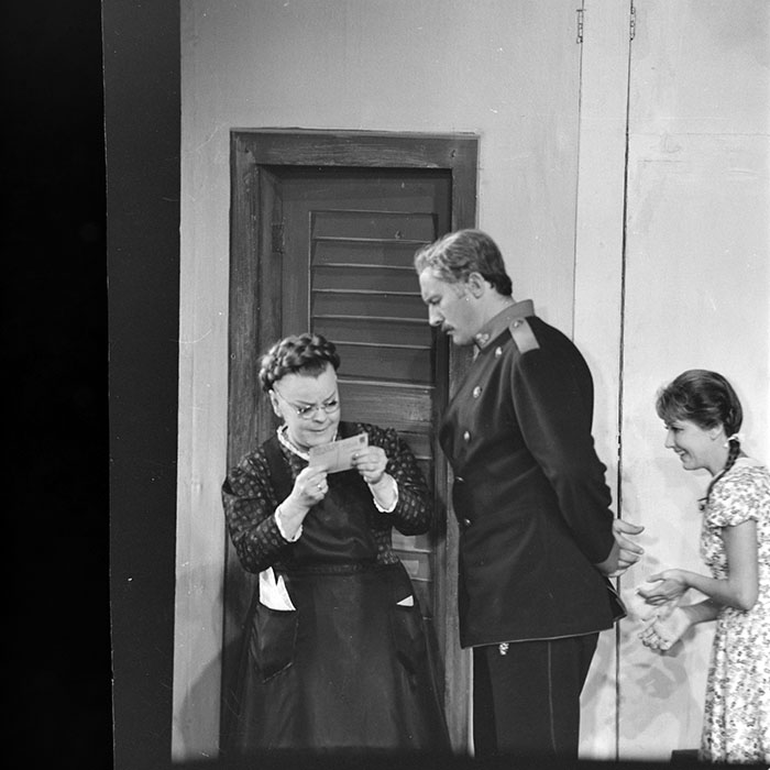 minerva_1965-1972_c1_c25_003