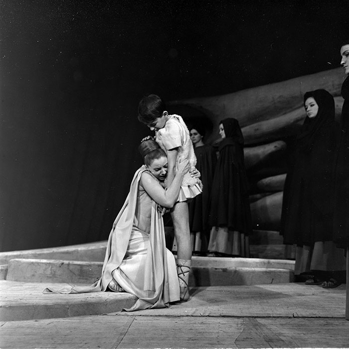 minerva_1965-1972_c1_c31_003