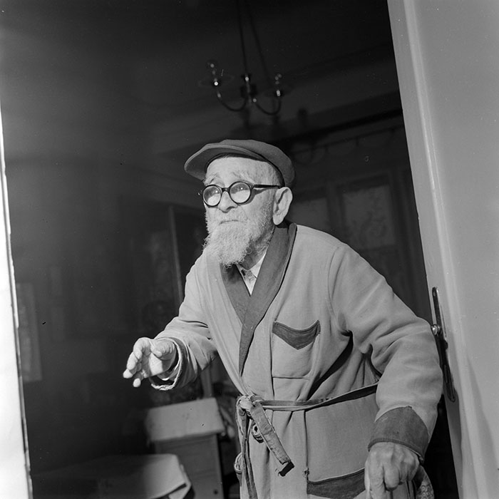 minerva_1966-1972_c1_c01_005