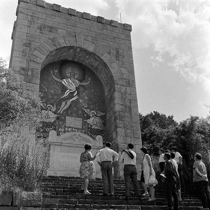 minerva_1966-1972_c1_c07_010