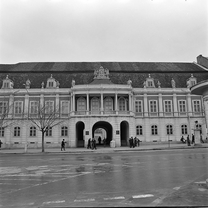 minerva_1966-1972_c1_c17_004