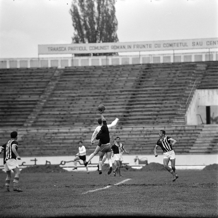 minerva_1966-1972_c1_c27_004