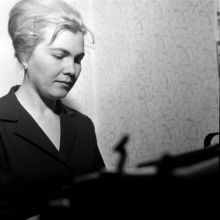 minerva_1966-1972_c1_c33_010