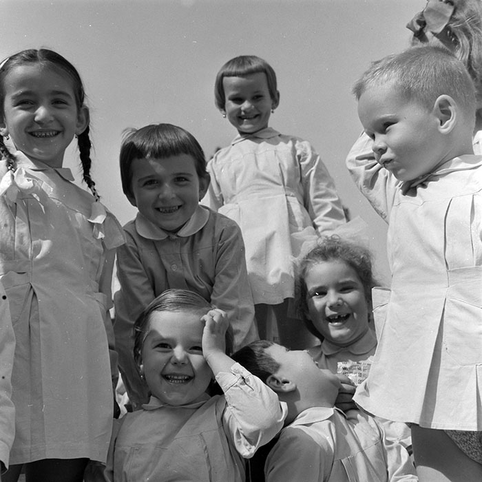 minerva_1966-1972_c1_c44_002