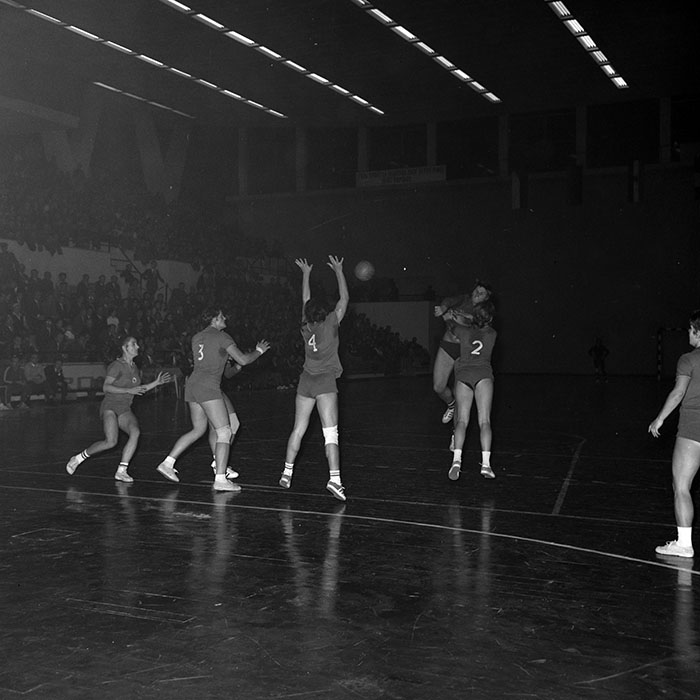 minerva_1967-1972_c2_c05_001