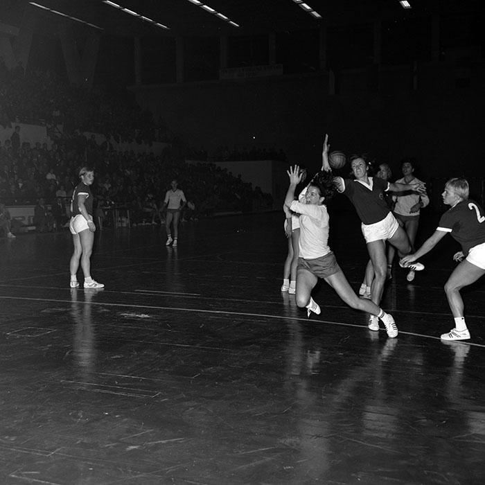 minerva_1967-1972_c2_c05_006