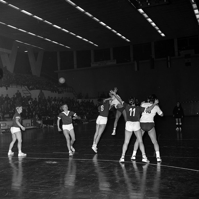 minerva_1967-1972_c2_c06_005