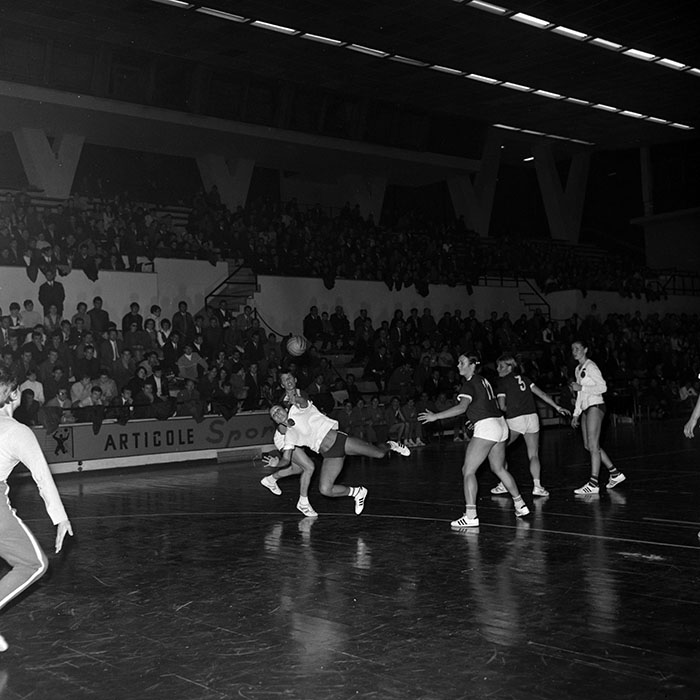 minerva_1967-1972_c2_c06_006