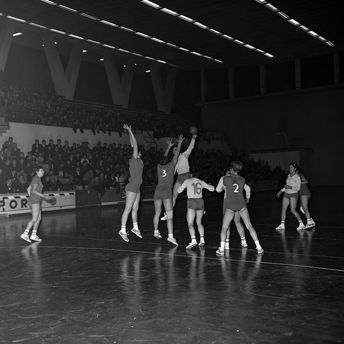 minerva_1967-1972_c2_c06_012