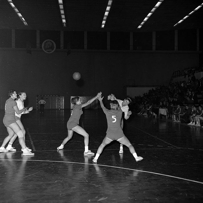 minerva_1967-1972_c2_c06_013