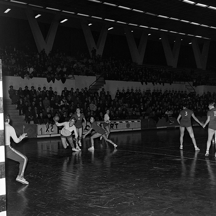 minerva_1967-1972_c2_c06_020