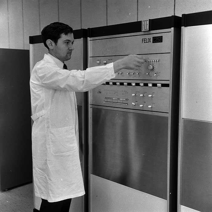 minerva_1967-1972_c2_c08_001