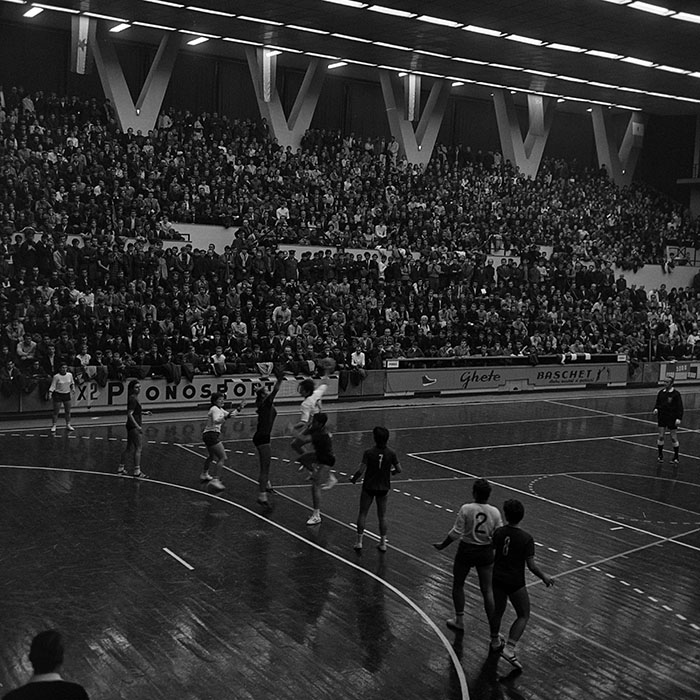 minerva_1967-1972_c2_c09_008