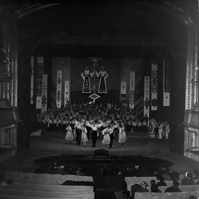 minerva_1967-1972_c3_c02_001