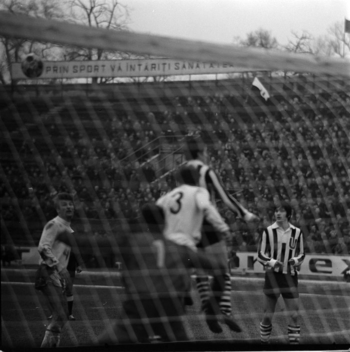 minerva_1967-1972_c3_c14_003