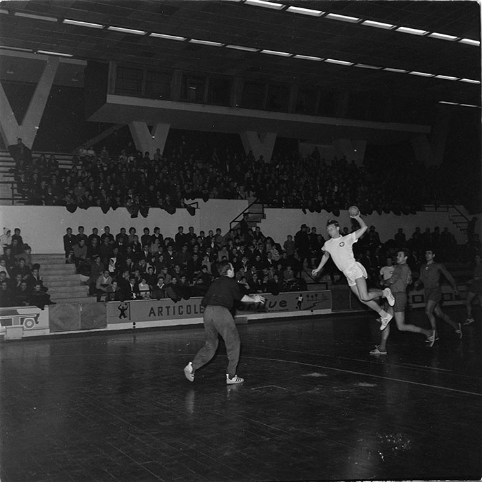 minerva_1967-1972_c3_c19_002