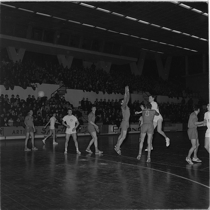 minerva_1967-1972_c3_c19_004