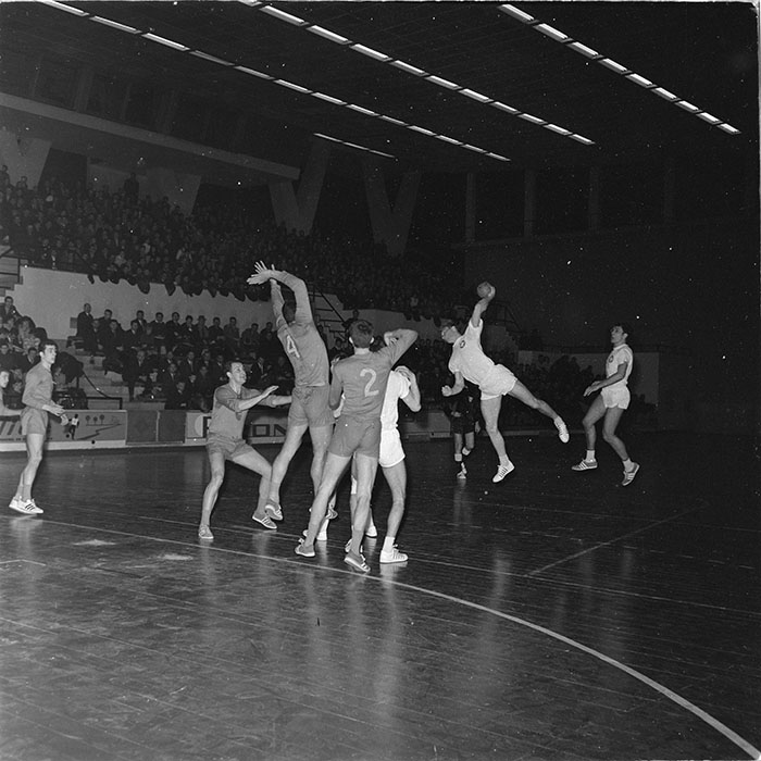 minerva_1967-1972_c3_c19_007