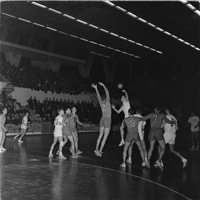 minerva_1967-1972_c3_c19_010