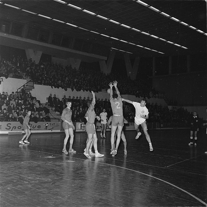 minerva_1967-1972_c3_c19_011