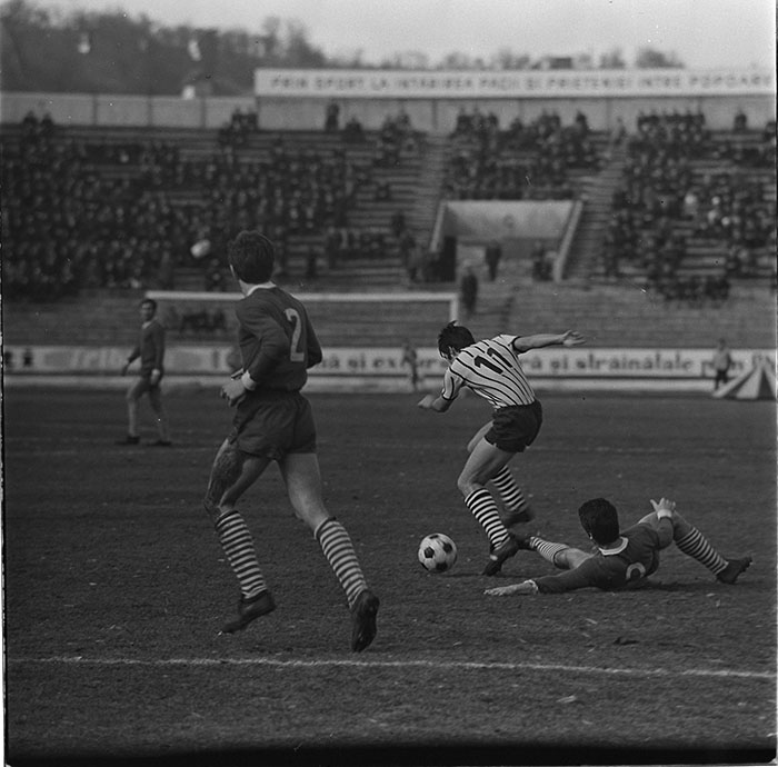 minerva_1967-1972_c3_c20_002