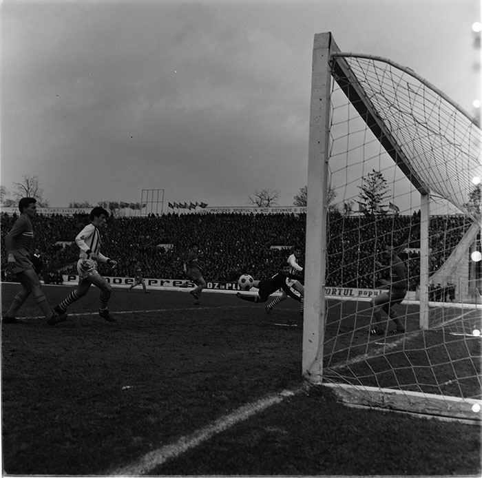 minerva_1967-1972_c3_c24_008