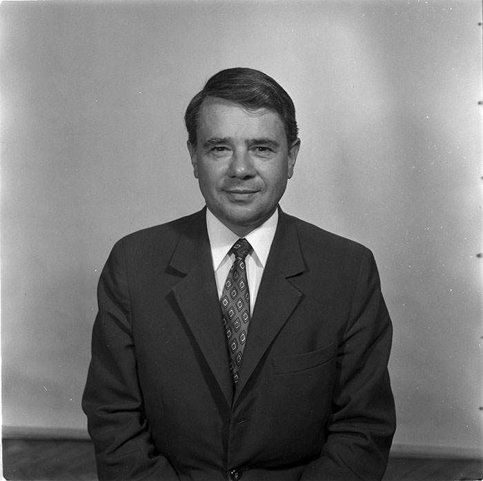 minerva_1967-1972_c3_c37_006