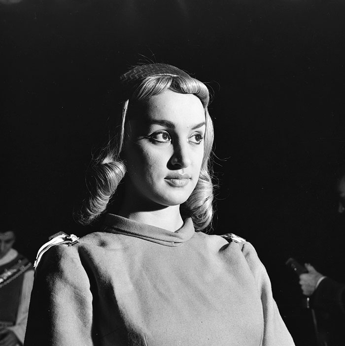 minerva_1967-1972_c3_c46_006