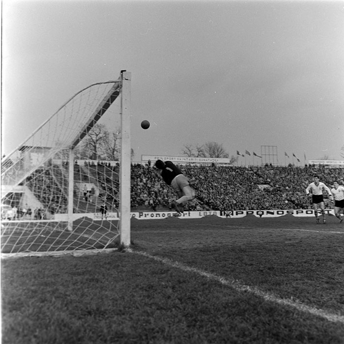 minerva_1967-1973_c1_c1r2_020