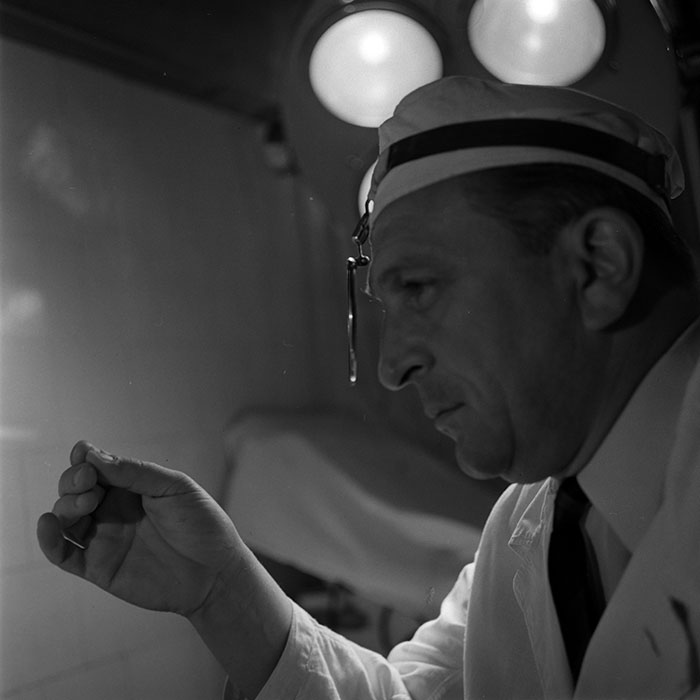 minerva_1967-1973_c1_c2r1_002