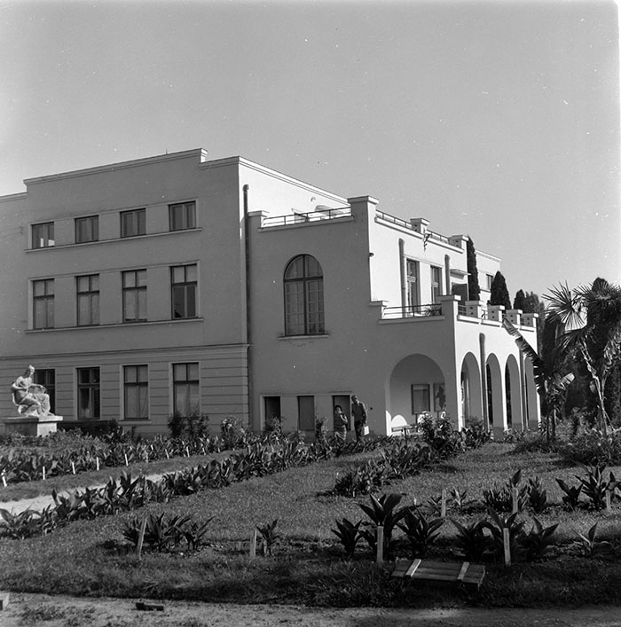 minerva_1967-1973_c1_c3r12_006