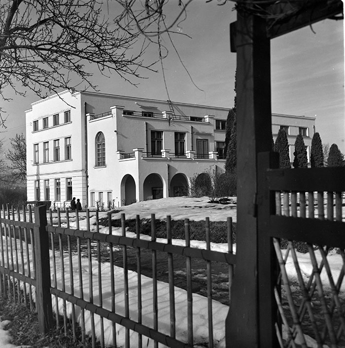 minerva_1967-1973_c1_c3r12_015