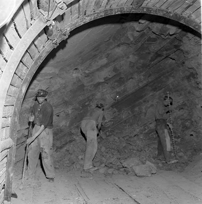 minerva_1967-1973_c1_c4r4_012