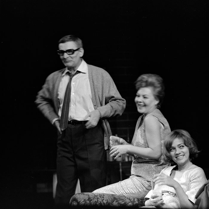 minerva_1967-1973_c2r15_001