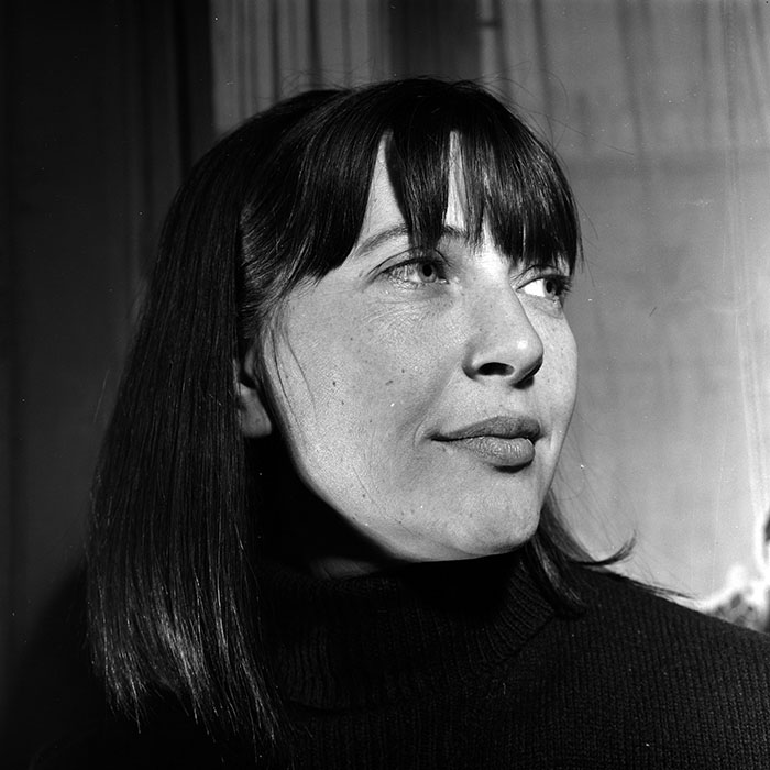 minerva_1967-1973_c2r4_004