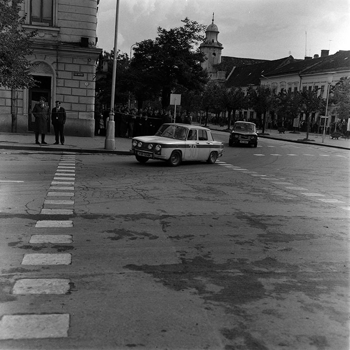 minerva_1967-1973_c3r9_001