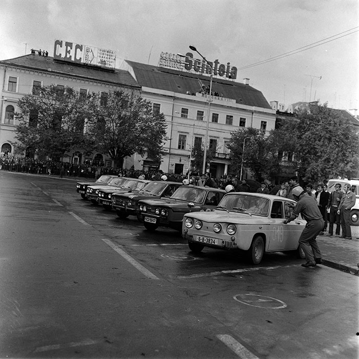 minerva_1967-1973_c3r9_003