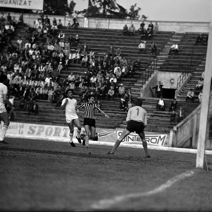 minerva_1967-1973_c6r10_002